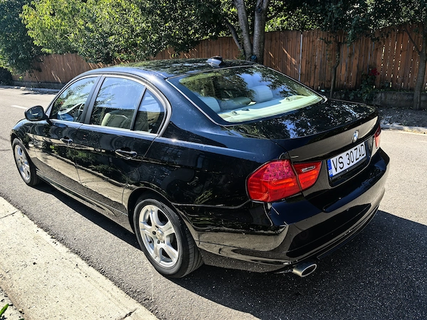 BMW 3 Series 2009 — imagine 4