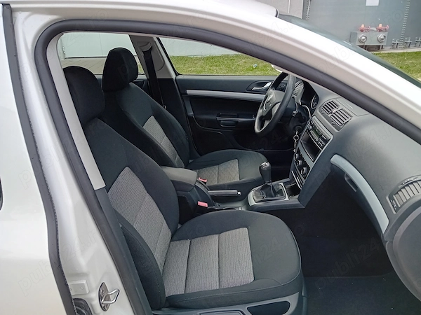 SKODA Octavia 2012 — imagine 7