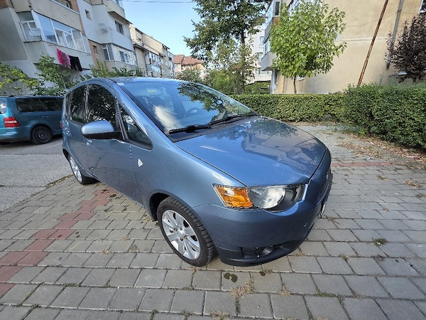 MITSUBISHI Colt 2010 — imagine 2