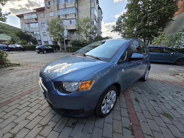 MITSUBISHI Colt 2010 — imagine 5
