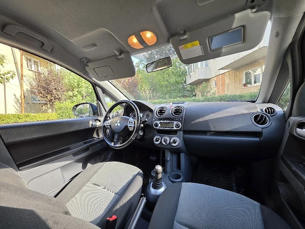 MITSUBISHI Colt 2010 — imagine 7