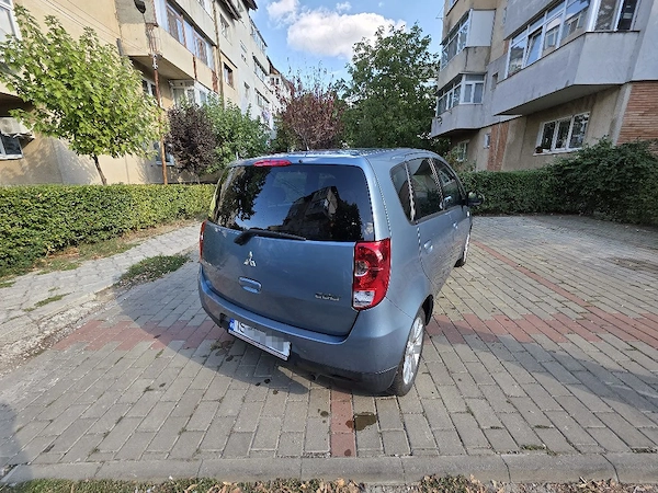 MITSUBISHI Colt 2010 — imagine 8