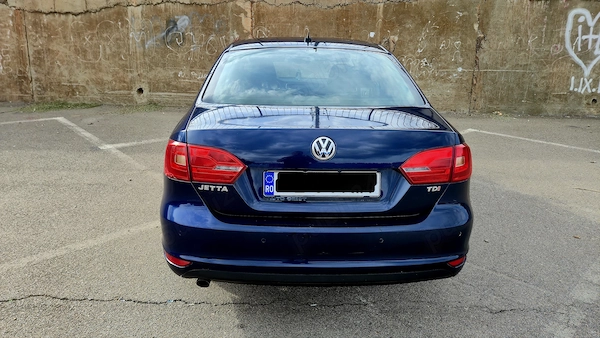 VOLKSWAGEN Jetta 2012 — imagine 5