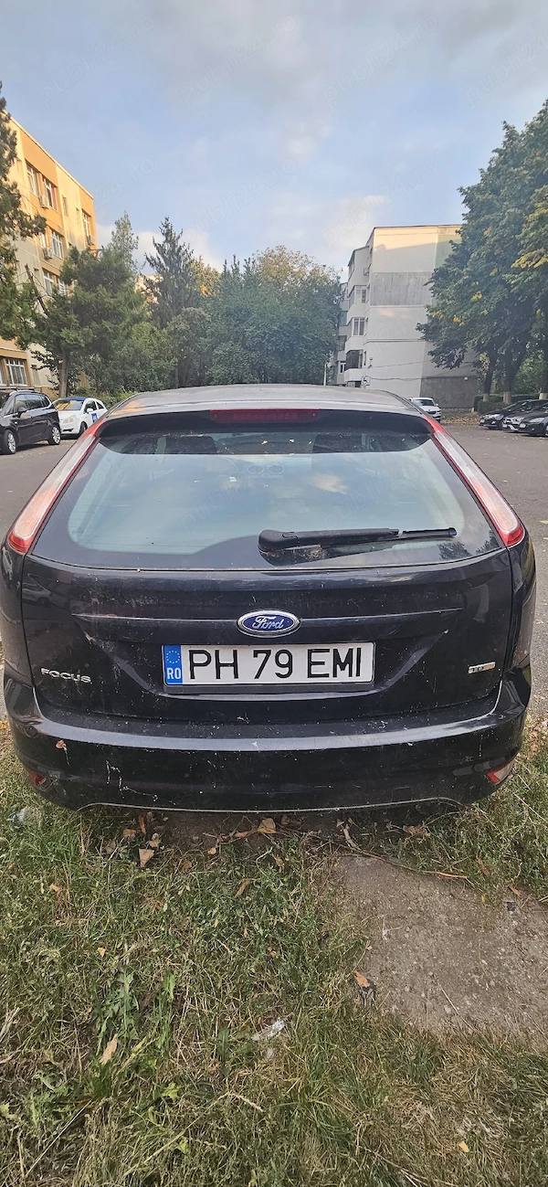 FORD Focus 2010 — imagine 6