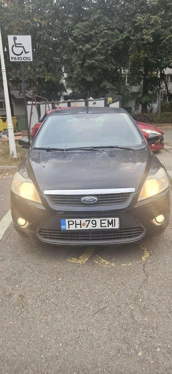 FORD Focus 2010 — imagine 5