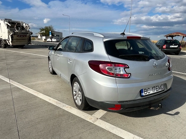 RENAULT Megane 2015 — imagine 2