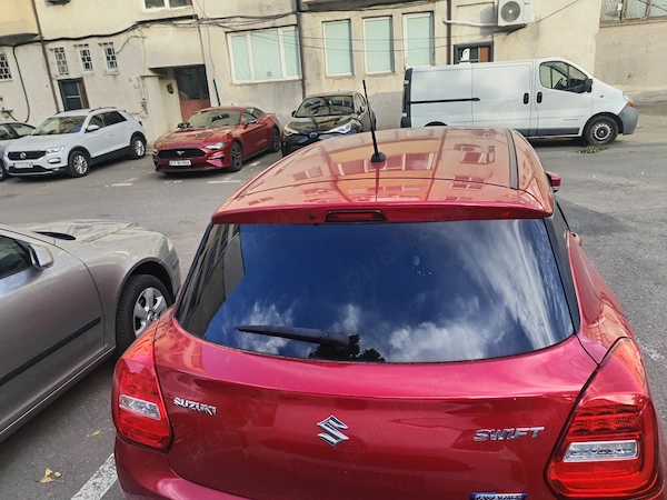 SUZUKI Swift 2023 — imagine 4