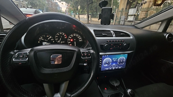SEAT Leon 2010 — imagine 4