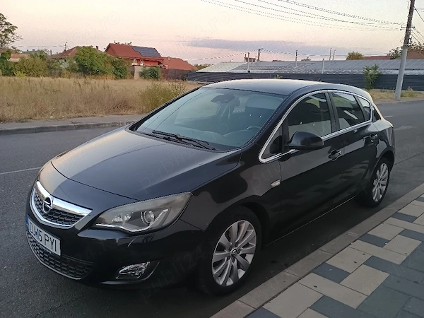 OPEL Astra 2012 — imagine 8
