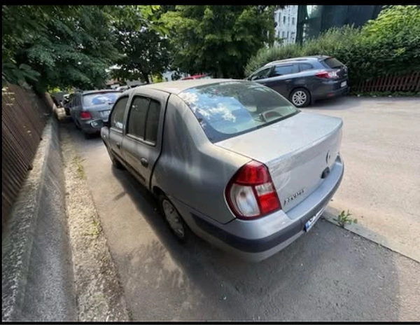 RENAULT Clio 2005 — imagine 3