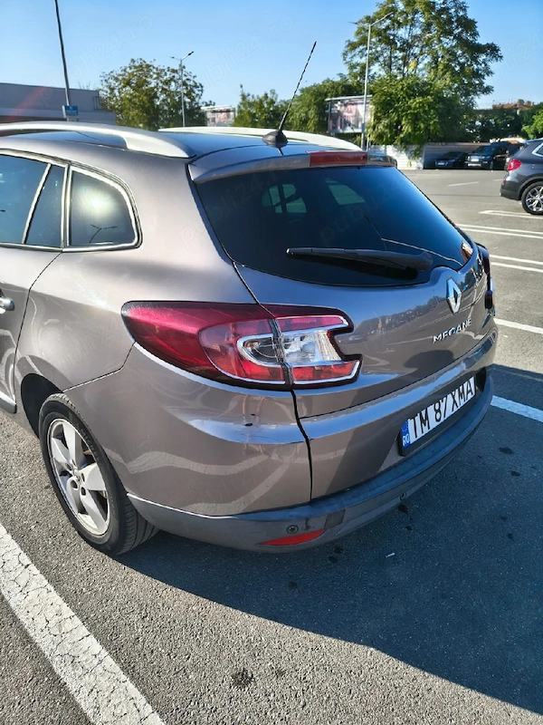 RENAULT Megane 2010 — imagine 5
