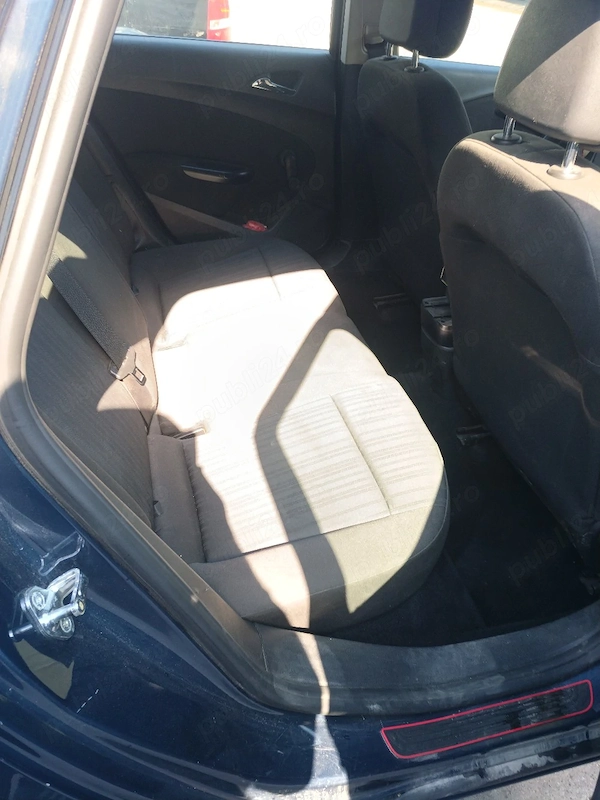 OPEL Astra 2011 — imagine 2