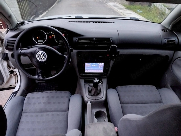VOLKSWAGEN Passat 2001 — imagine 4