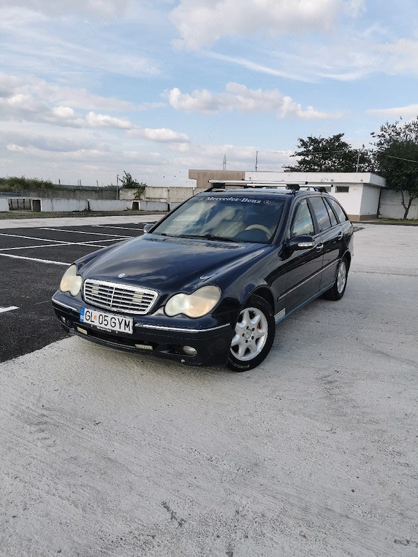 MERCEDES-BENZ C-Class 2004 — imagine 3