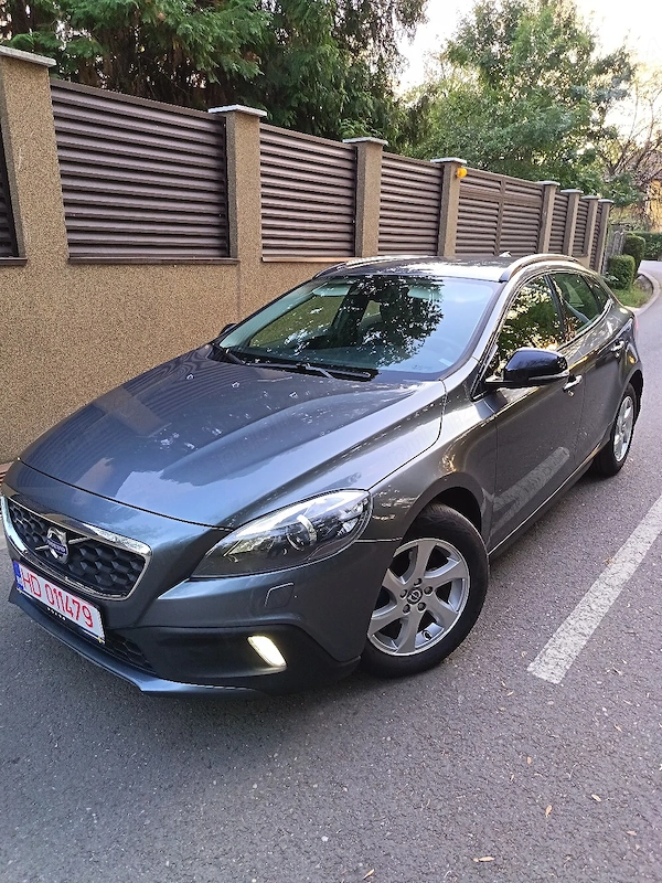 Volvo V40 Cross Country Af.2015 1.6 D 116 Cp 6+1 V Xenon Clima Navi Pilot Led!