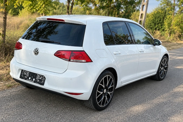 VOLKSWAGEN Golf 2013 — imagine 4