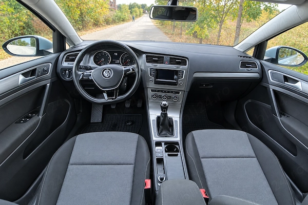 VOLKSWAGEN Golf 2013 — imagine 6