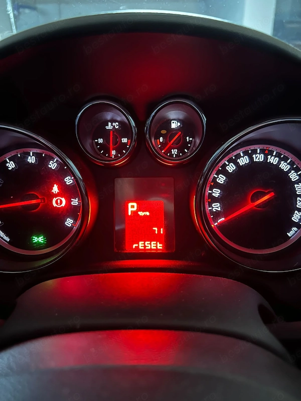 OPEL Astra 2013 — imagine 5