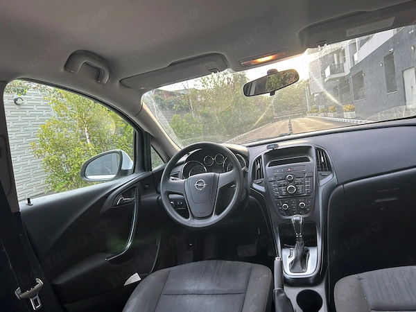OPEL Astra 2013 — imagine 4