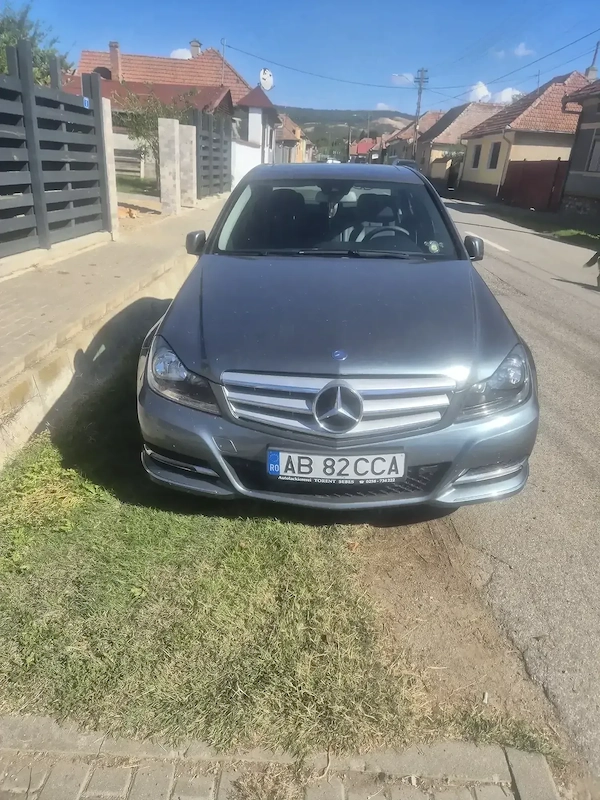 Mercedes-Benz C200 CDI W204 Facelift | Automat | 136 CP | 2011