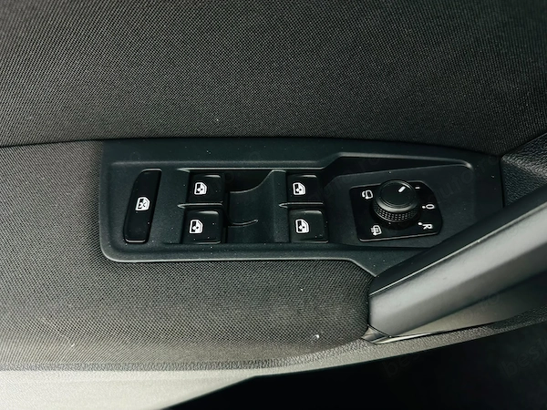 VOLKSWAGEN Tiguan 2022 — imagine 13