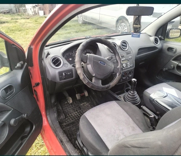 FORD Fiesta 2014 — imagine 5