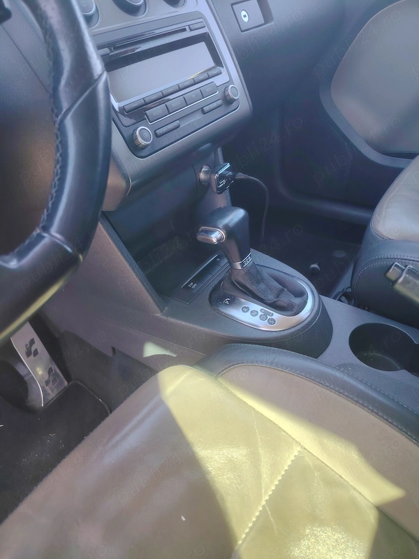 VOLKSWAGEN Touran 2009 — imagine 4