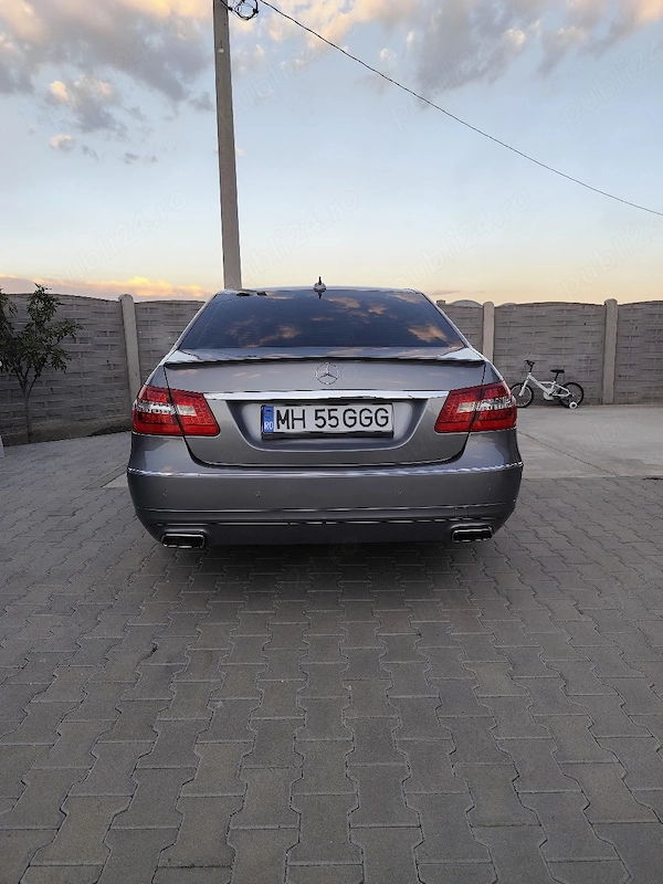 MERCEDES-BENZ E-Class 2011 — imagine 5