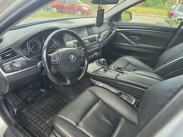 BMW 5 Series 2011 — imagine 7