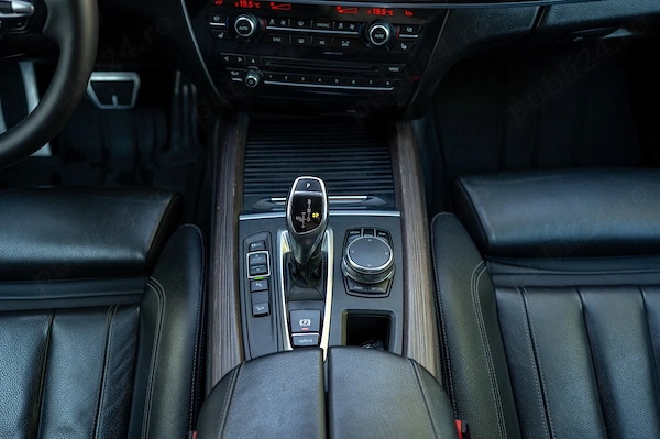 BMW X Series (Generic) 2018 — imagine 8