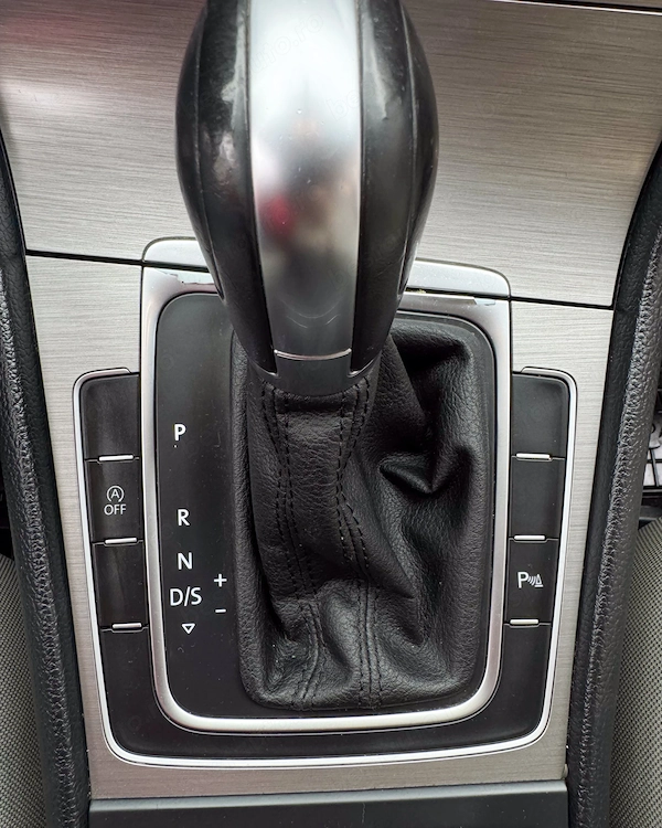 VOLKSWAGEN Golf 2015 — imagine 8