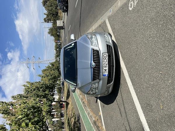 SKODA Octavia 2012 — imagine 3
