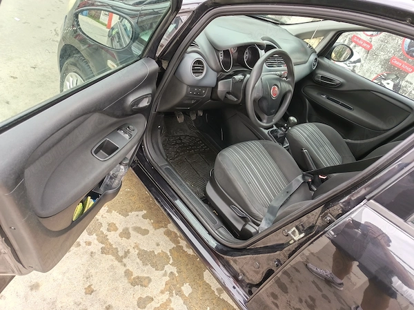 FIAT Punto 2010 — imagine 6