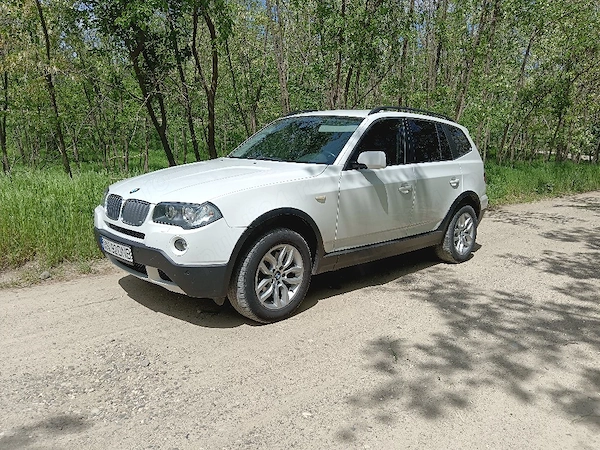 BMW iX3 2009 — imagine 2