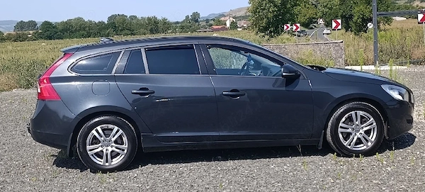 VOLVO V60 2012 — imagine 3