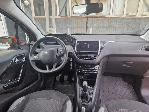 PEUGEOT 208 2016 — imagine 3