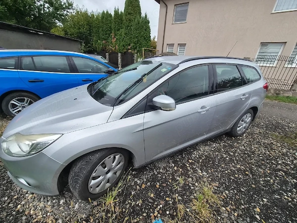 FORD Focus 2013 — imagine 6