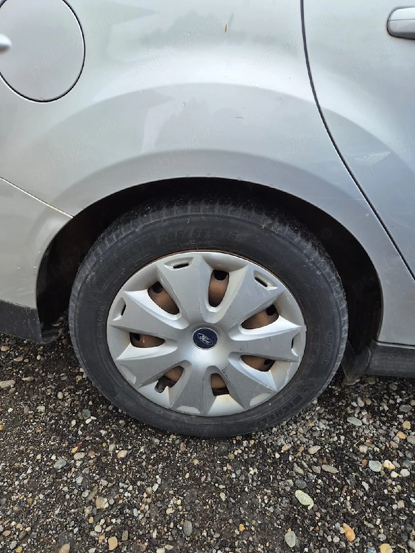 FORD Focus 2013 — imagine 7