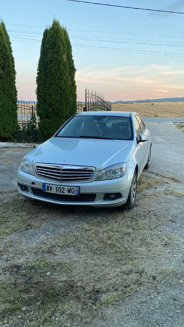 MERCEDES-BENZ E-Class 2010 — imagine 4