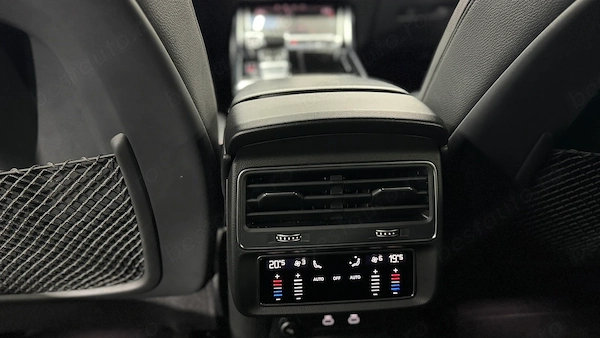 AUDI Q8 2022 — imagine 12