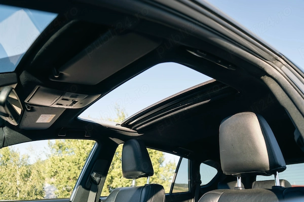 TOYOTA RAV4 2017 — imagine 5