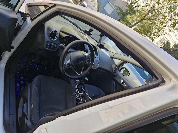 FORD Fiesta 2015 — imagine 6