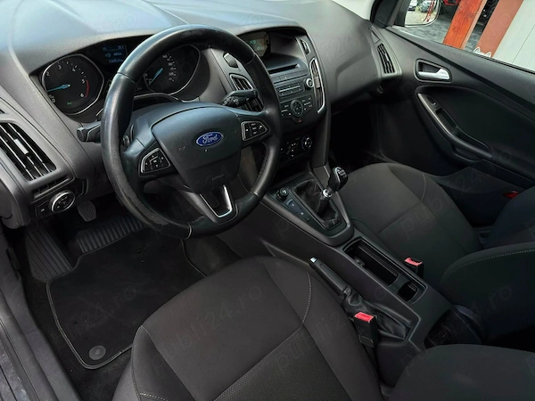 FORD Focus 2015 — imagine 5