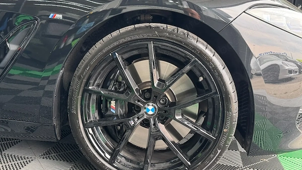 BMW Unknown Model 2024 — imagine 8