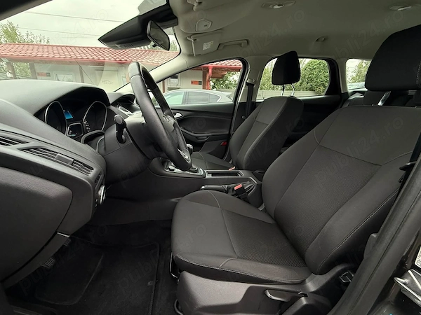 FORD Focus 2017 — imagine 7