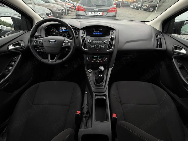 FORD Focus 2017 — imagine 10
