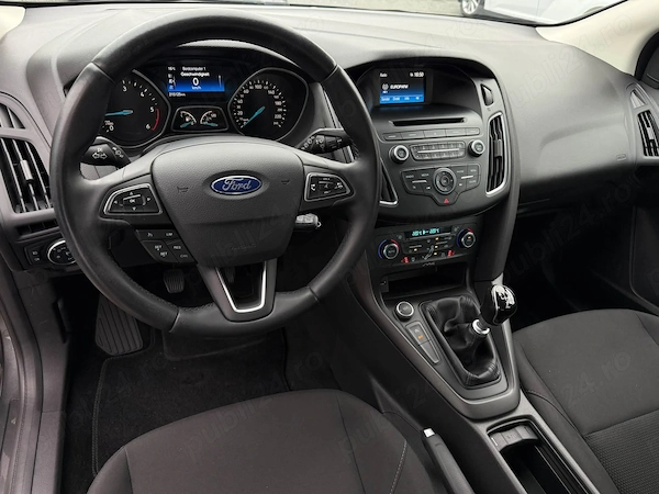 FORD Focus 2017 — imagine 6