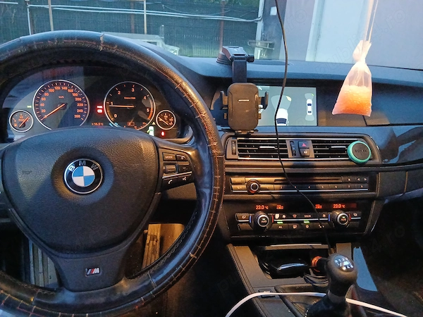 BMW 5 Series 2011 — imagine 5