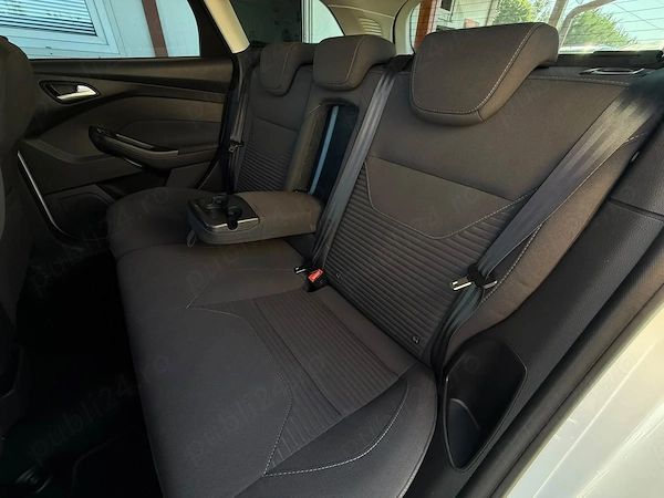 FORD Focus 2015 — imagine 9