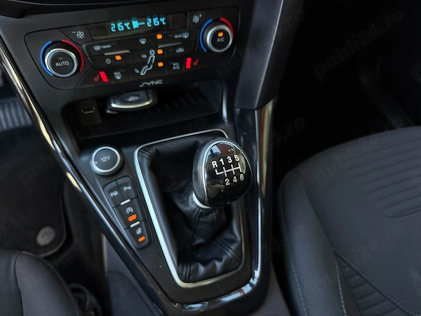 FORD Focus 2015 — imagine 13